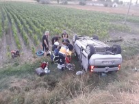 AKSARAY ÜNIVERSITESI - Hafif Ticari Araç Şarampole Devrildi Açıklaması 5 Yaralı