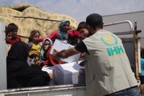 İNSANI YARDıM VAKFı - İHH'dan Göç Yolundaki Ailelere Yardım Eli