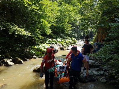 Kanyonda Mahsur Kalan Yaralı Vatandaş İçin Kurtarma Ekipleri Seferber Oldu