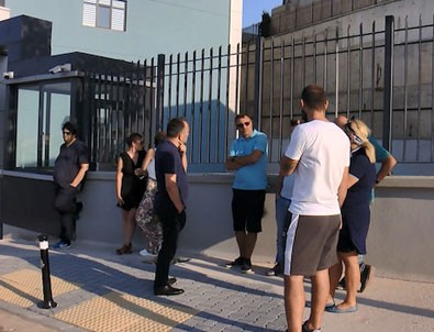 Özel kolej kapandı veliler kapıya dayandı