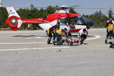 Ralli Aracı Yarışta Devrildi, Sürücü Helikopter Ambulansla Konya'ya Getirildi