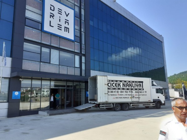 Özel kolej kapandı veliler kapıya dayandı