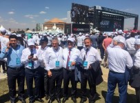 SULTAN ALPARSLAN - Atatürk Üniversitesi'nden Malazgirt Zaferi Kutlamalarına Yoğun Katılım