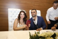 NİKAH SALONU - Bu Salonda Büyük Mutluluk Var