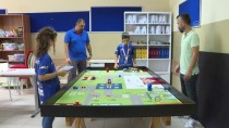 GİRİŞİMCİLİK - İlkokul Öğrencileri Dünya Robot Yarışmasında İkinci Oldu
