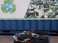 AMBALAJ ATIKLARI - Körfez'de Elektronik Atıklar Ekonomiye Kazandırılıyor
