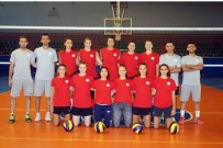 TÜRKIYE VOLEYBOL FEDERASYONU - Nevşehir Belediyesi Kadın Voleybol Takımı Hazırlıklarını Sürdürüyor