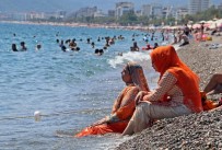 GÖRME ENGELLİ VATANDAŞ - Antalya'da Termometreler 39 Dereceyi Gösterdi