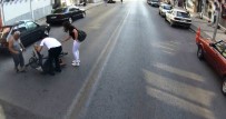 AHMET ERTUĞRUL - Duyarlı Şoförün Alkışlanacak Hareketi Güvenlik Kameralarına Yansıdı