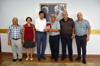 Muhtardan Başkan Özcan'a Hizmet Teşekkürü