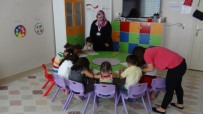 KADIN DERNEĞİ - Suriyeli Kadınlar, Türkçeyi Söktü Şimdi De Etkili İletişim Dersi Öğreniyor