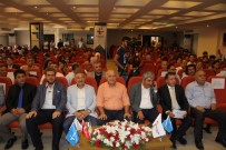 Üniversite Öğrencileri, İş Dünyasıyla 1. İş'te Gençlik Buluşmasında Bir Araya Geldi