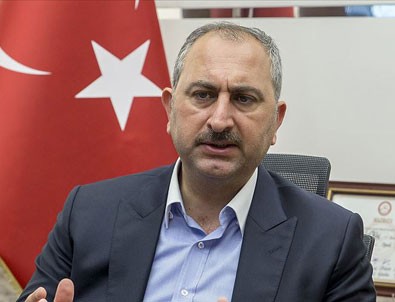 Adalet Bakanı Gül: Kadına şiddeti önleyici tedbirler için üzerimize düşeni yaparız