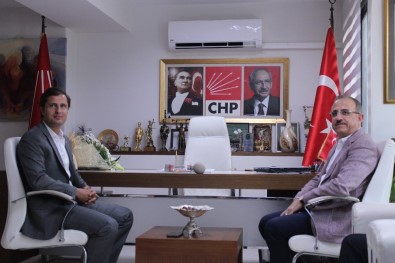 AK Partili Ve CHP'li Başkandan İzmir İçin Ortak Hareket Etme Vurgusu