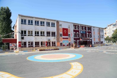 Bağcılar'daki Okullarda Yeni Eğitim Dönemi Hazırlıkları Tamamlandı