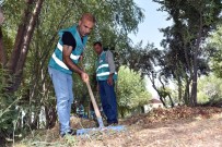 DENETİMLİK SERBESTLİK - Siverek'te Mahkumlar Temiz Bir Çevre İçin Temizlik Yaptı