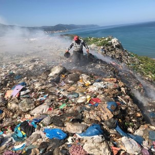 Türkeli'nin Helaldı'sını 'Çöp' Aldı Götürüyor