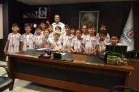 BÜLENT ÖZ - Çanspor'un Minikleri Şampiyon Oldu