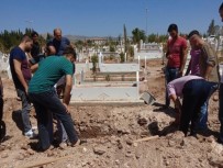 İTİRAF - Cesedi Bulunan Kayıp Gencin Cenazesi Toprağa Verildi