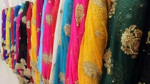 YÖRESEL KIYAFET - Güneydoğulu Kadınların Düğünlerdeki Tercihi Yöresel Kıyafetler