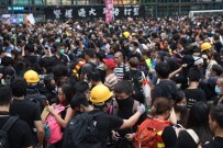 SUÇ ORANI - Hong Kong'da Hükumet Karşıtları Sokağa Döküldü