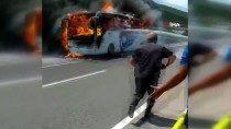ÖZLEM YILMAZ - Otobüs Yangınında Hayatını Kaybedenlerin İsimleri Belirlendi
