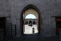 KERVANSARAY - Tarihin Malatya'ya Mirası 'Silahtar Mustafa Paşa Kervansarayı'