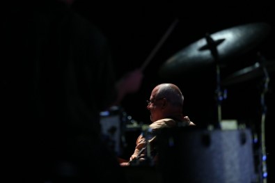 Ünlü Müzisyen Bülent Ortaçgil Bursa'da Sevenleriyle Buluştu