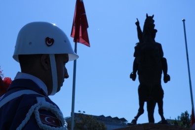 30 Ağustos Zafer Bayramı, Kırşehir'de Törenle Kutlandı