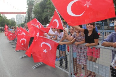 Adana'da 30 Ağustos Zafer Bayramı Kutlandı