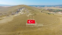 Altıntaş'a Dev Türk Bayrağı