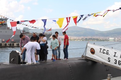 Gölcük Donanması Gemileri 30 Ağustos Ziyaretçilerine Açıldı