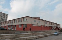 CUMHURIYET ÜNIVERSITESI - Sivas'ta 4 Eylül Spor Salonu Yenilenecek