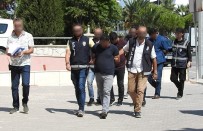 Çeşme Polisi Dolandırıcı Zanlılarını Suçüstü Yakaladı