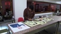 ALPARSLAN TÜRKEŞ - Devlet Büyüklerinin Portresini 'Çikolata'dan Yaptı