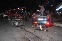 Elazığ'da İki Otomobil Çarpıştı, Biri Takla Attı Açıklaması 3 Yaralı