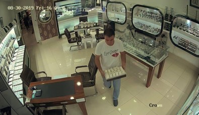 Kuyumcuyu Soyan Hırsız Tanıdık Çıktı