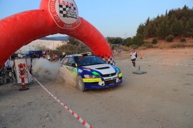 Pamukkale Rallisi Tozu Dumana Kattı