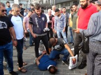 TAKSIM - Sahte Dolar Bozdurmak İsterken Yakalandı
