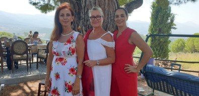 Üç Avrupa Güzeli, 34 Yıl Sonra Kuşadası'nda Bir Araya Geldi, Kadın Hakları İçin Açıklama Yaptı