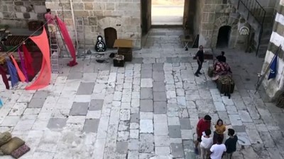 'İhtiyarlar Taburu' Suriyelilerin Yardımına Koşacak