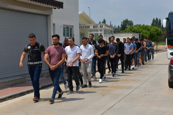 FETÖ'ye ağır darbe! Gözaltı sayısı 41 oldu