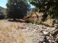 Adıyaman Belediyesi, Tut Medetsiz İsale Hattında Çalışma Yaptı