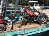 Göle Devrilen Traktörü DALKO Kurtardı