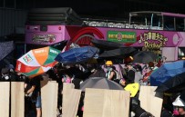 PLASTİK MERMİ - Hong Kong'da Genel Grev