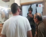 İsrail Askerleri Filistinli Gazetecinin Evine Baskın Düzenledi