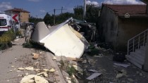 Kamyonet Evin Duvarına Çarptı Açıklaması 2 Yaralı Haberi