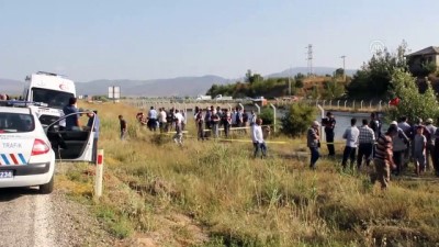 Konya'da Otomobil Sulama Kanalına Düştü Açıklaması 1 Ölü