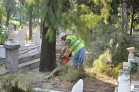 KURAN-ı KERIM - Mezarlıktaki Bakım Çalışmaları Sürüyor