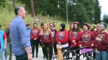 GÜREŞ MİLLİ TAKIMI - Milli Eğitim Bakanı Selçuk Gençlik Kampında Öğrencilerle Buluştu